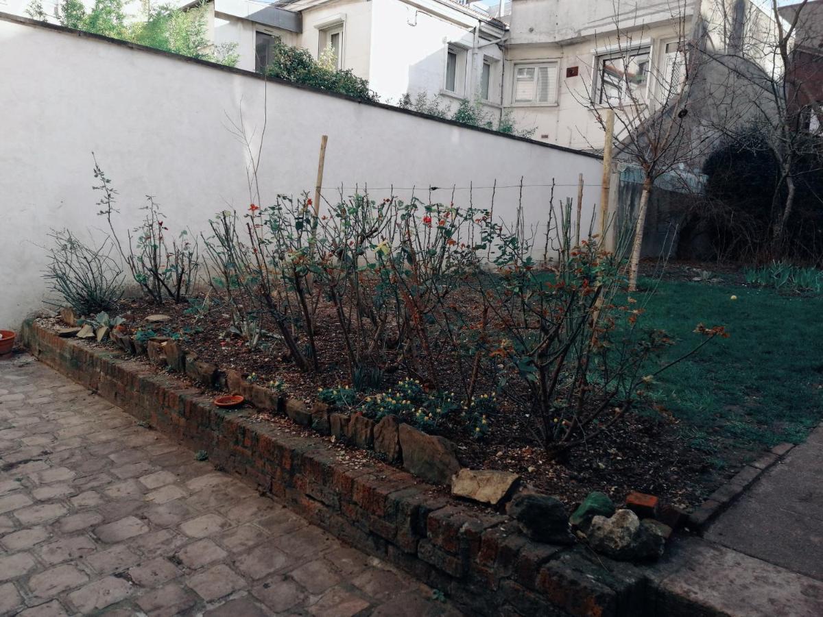 Studio Situe Dans Un Quartier Calme Et Residentiel A Montrouge A Seulement 2 Minutes Du Metro 外观 照片